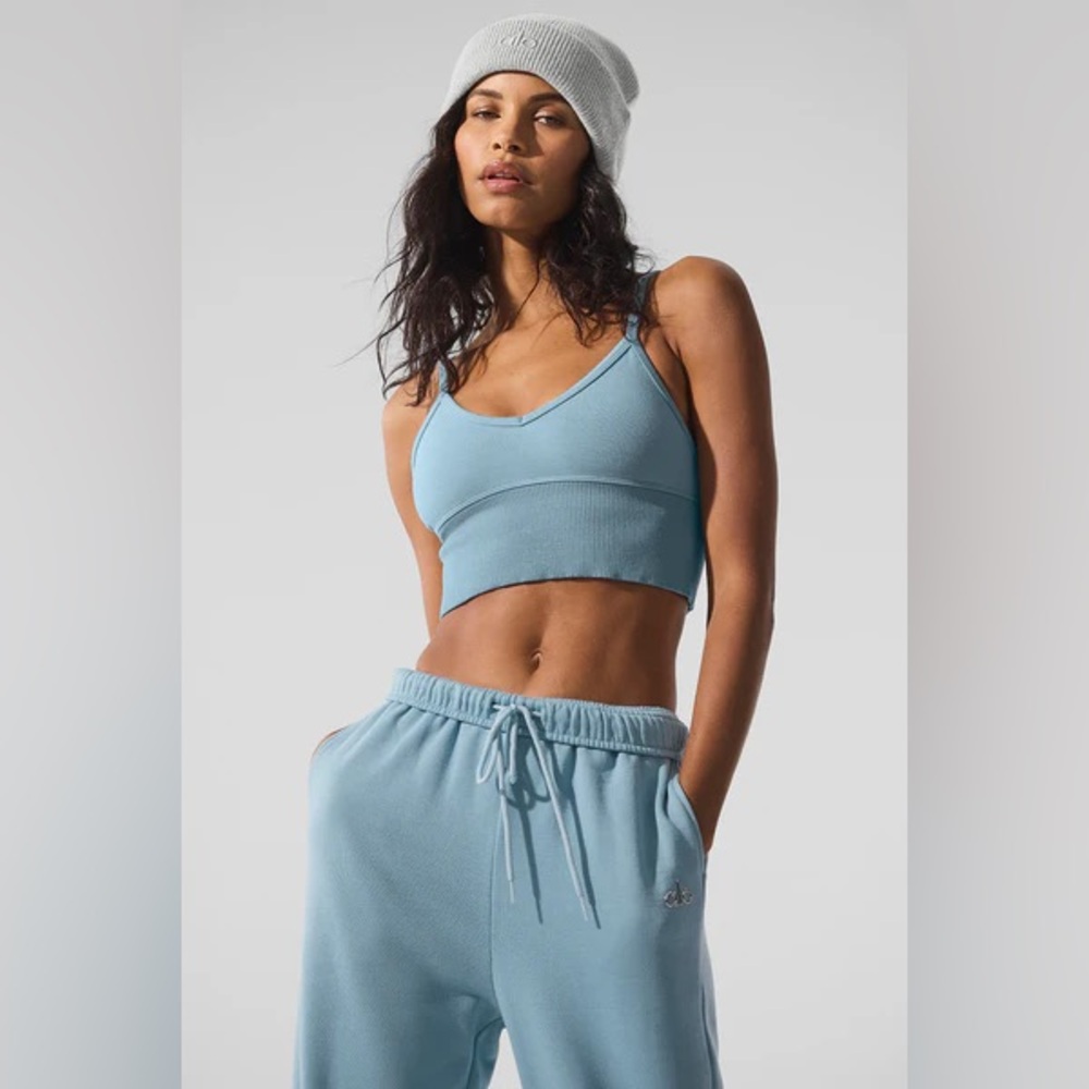 Alo Yoga Seamless Winter Warm Plush Delight Bra